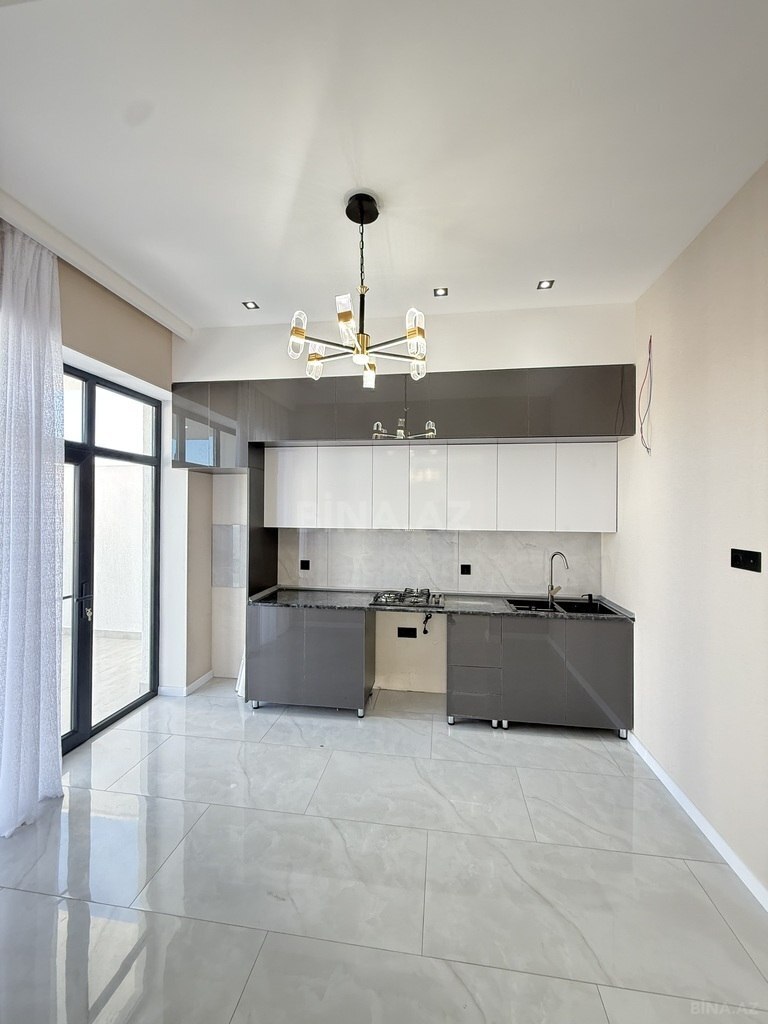 4 otaqlı həyət evi/bağ evi - Şüvəlan q. - 120 m² (15)