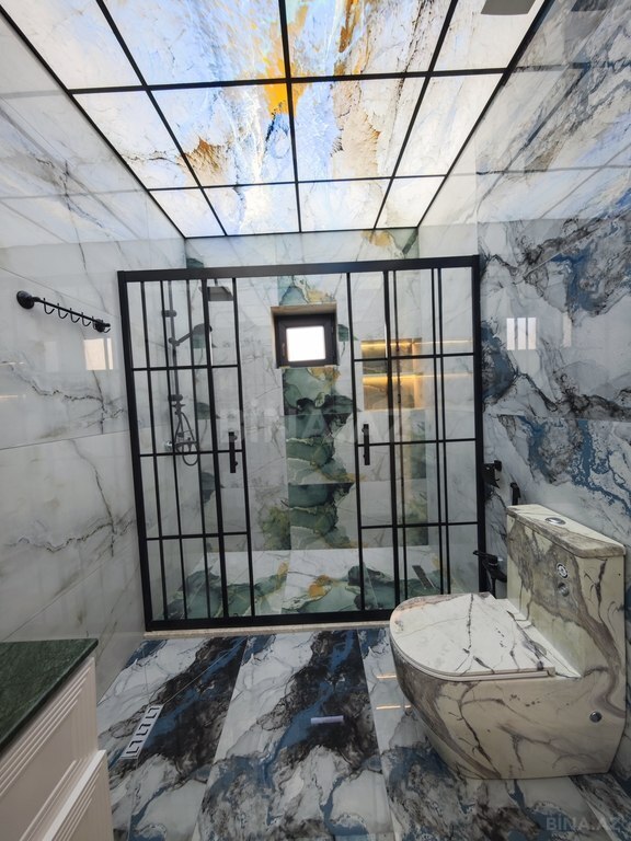 5 otaqlı həyət evi/bağ evi - Qaraçuxur q. - 200 m² (29)