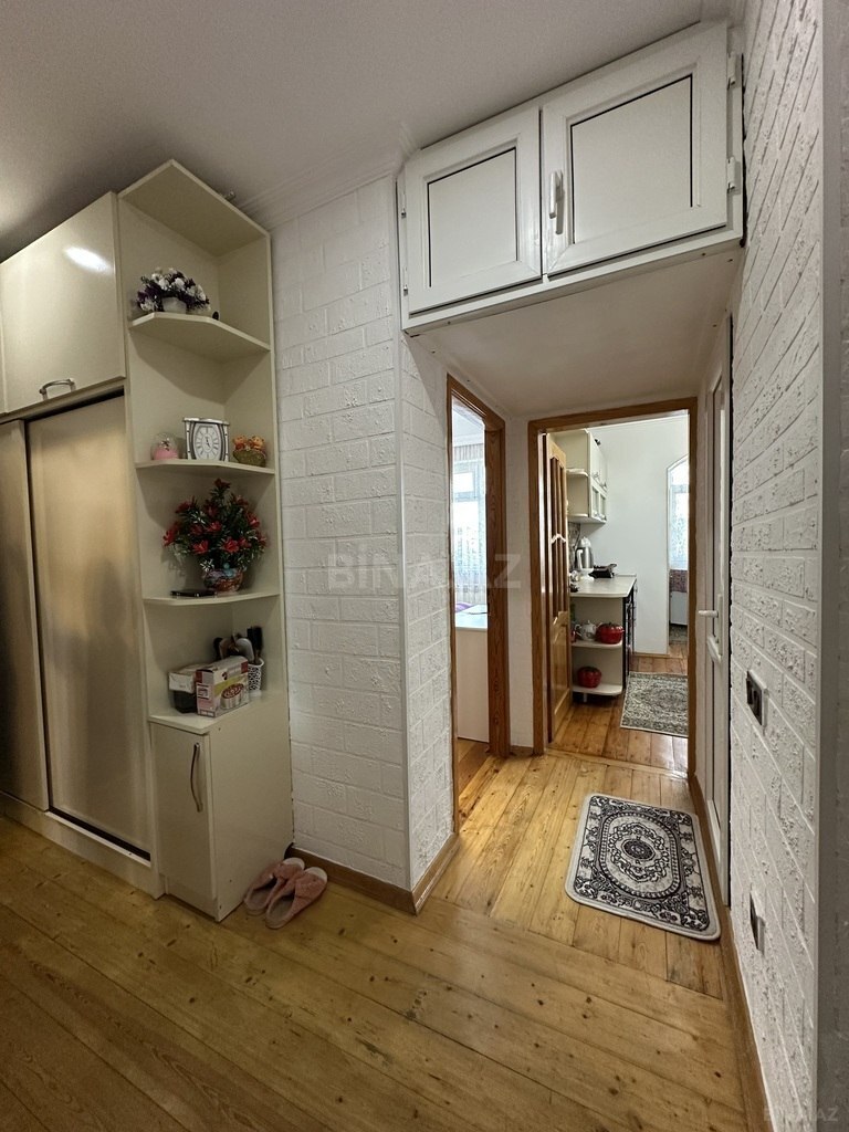 3 otaqlı köhnə tikili - Bakıxanov q. - 70 m² (15)