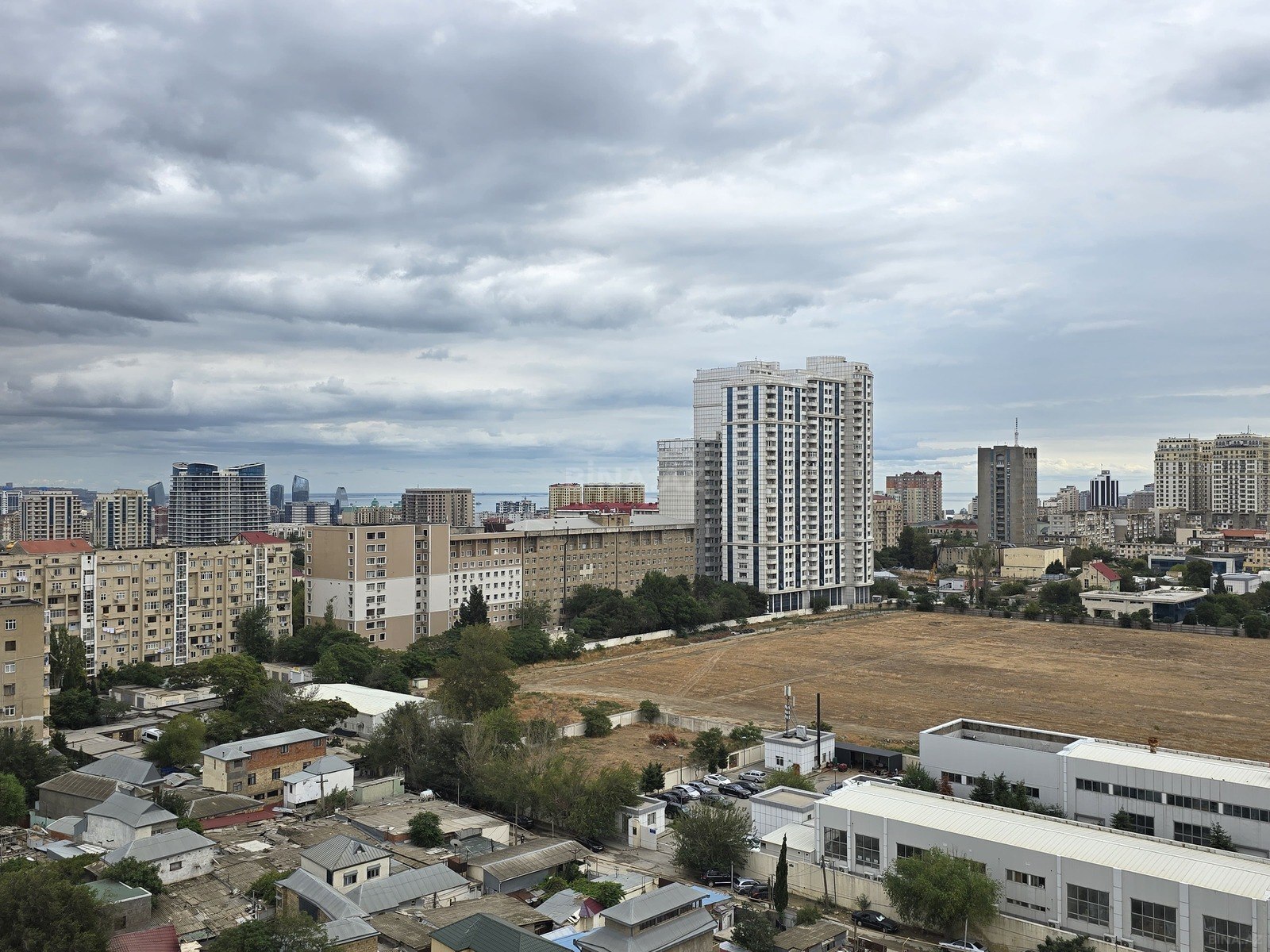 3 otaqlı yeni tikili - Elmlər Akademiyası m. - 69.2 m² (3)