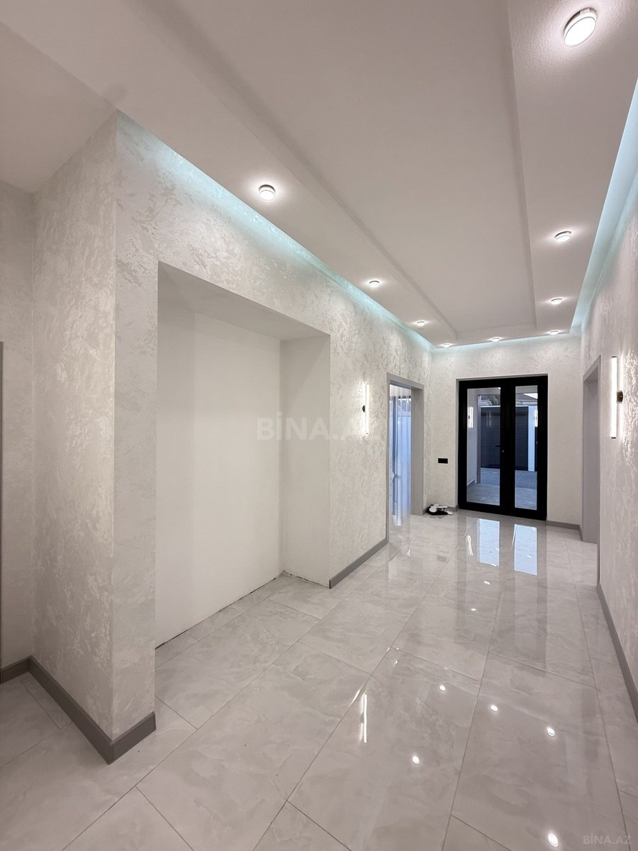 4 otaqlı həyət evi/bağ evi - Şüvəlan q. - 160 m² (16)
