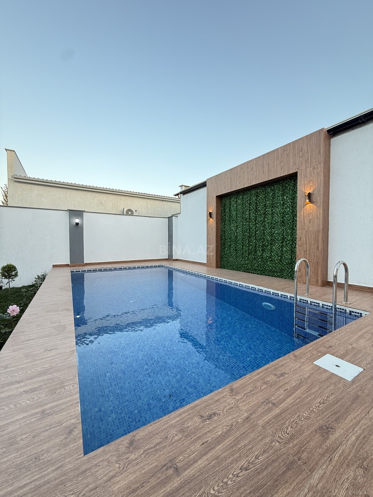 4 otaqlı həyət evi/bağ evi - Şüvəlan q. - 160 m² (11)