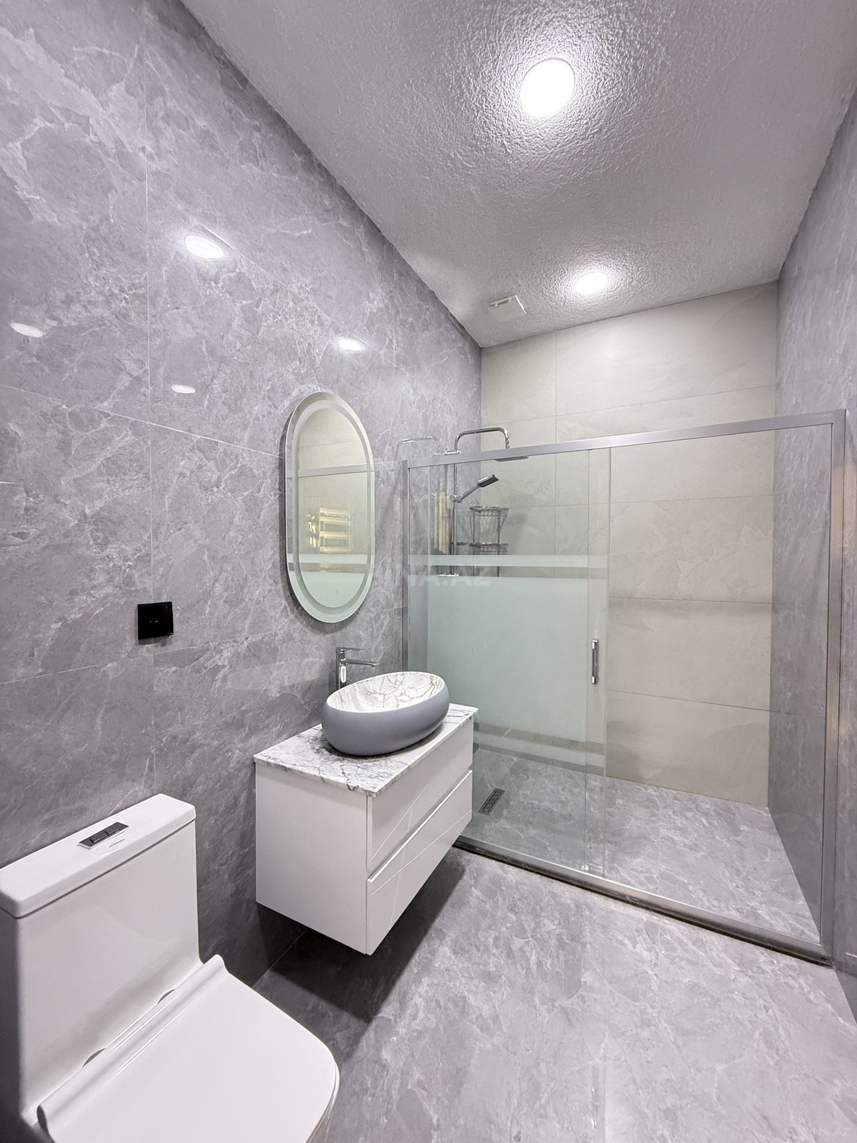 4 otaqlı həyət evi/bağ evi - Şüvəlan q. - 160 m² (23)