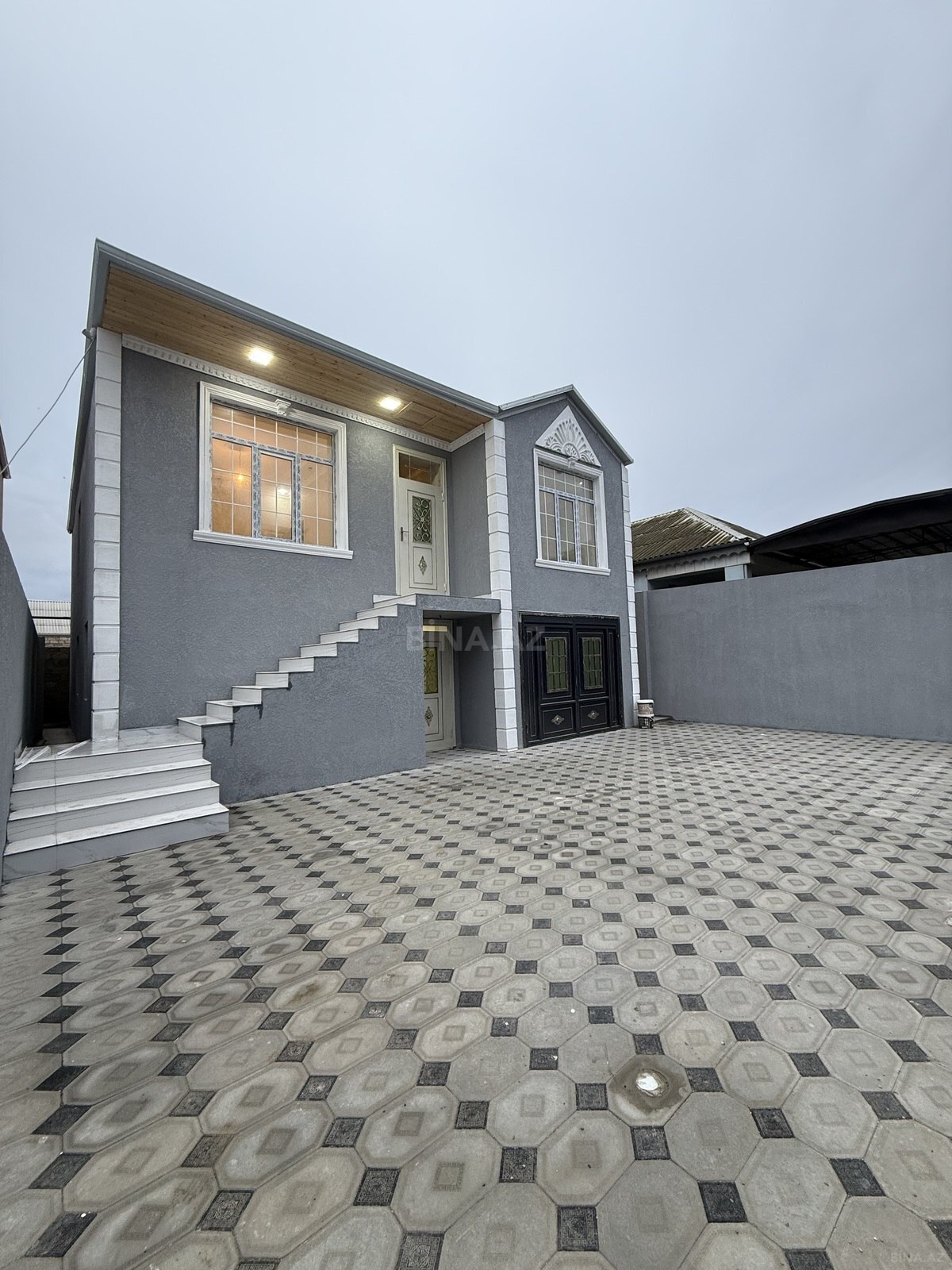 6 otaqlı həyət evi/bağ evi - Binə q. - 160 m² (1)