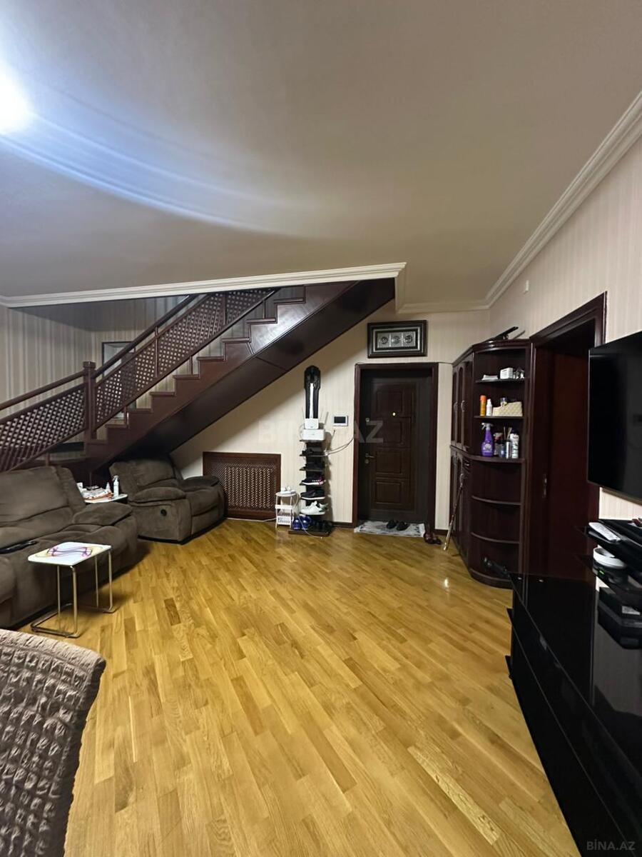 5 otaqlı həyət evi/bağ evi - Qara Qarayev m. - 250 m² (24)