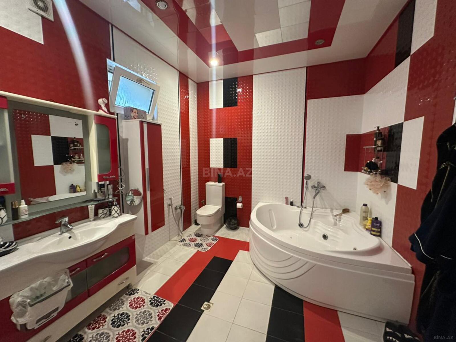 5 otaqlı həyət evi/bağ evi - Qara Qarayev m. - 250 m² (20)