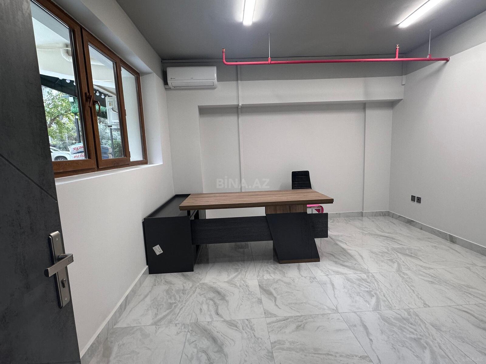 Obyekt - Memar Əcəmi m. - 315 m² (16)
