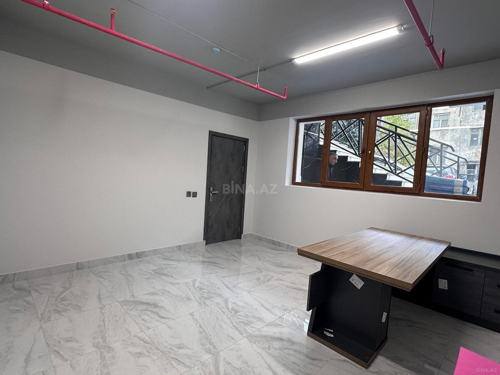 Obyekt - Memar Əcəmi m. - 315 m² (7)