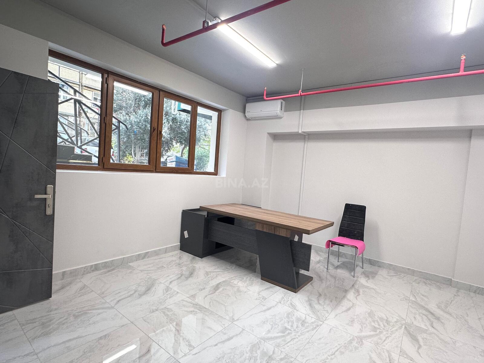 Obyekt - Memar Əcəmi m. - 315 m² (15)