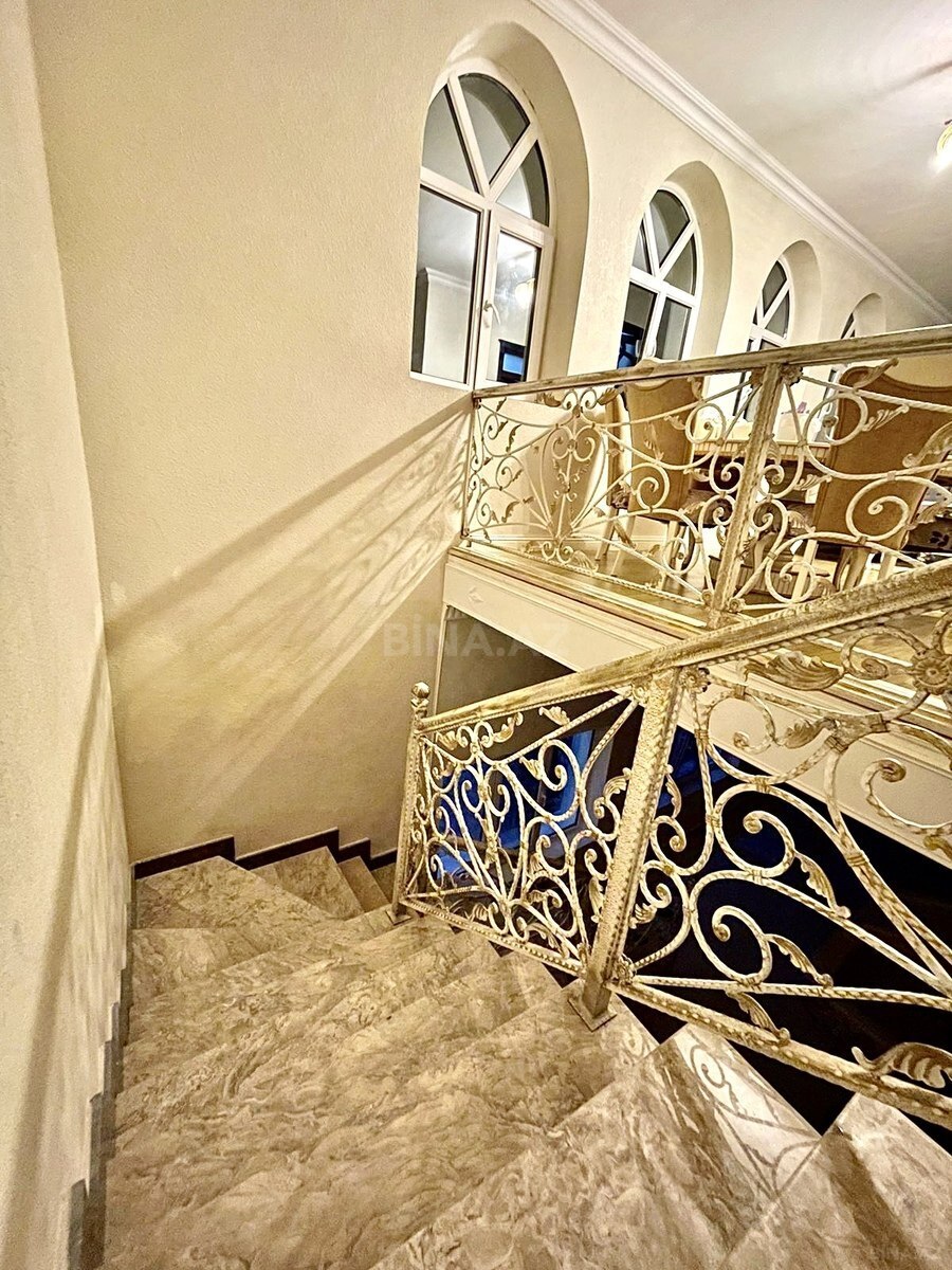 6 otaqlı həyət evi/bağ evi - Novxanı q. - 600 m² (23)