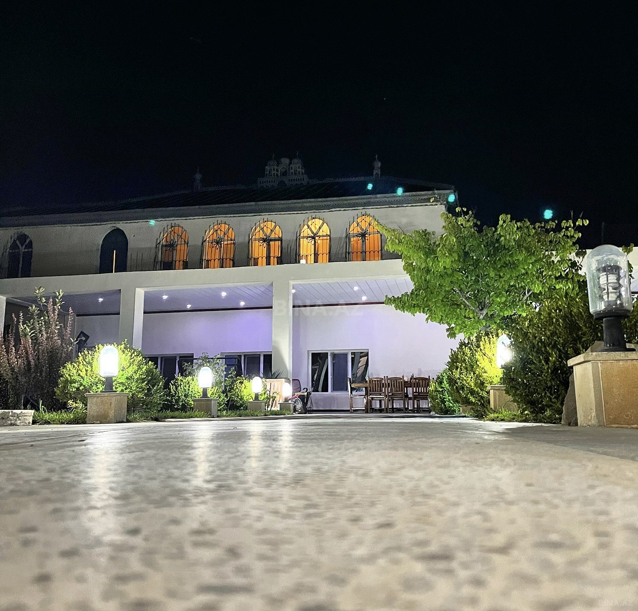6 otaqlı həyət evi/bağ evi - Novxanı q. - 600 m² (2)