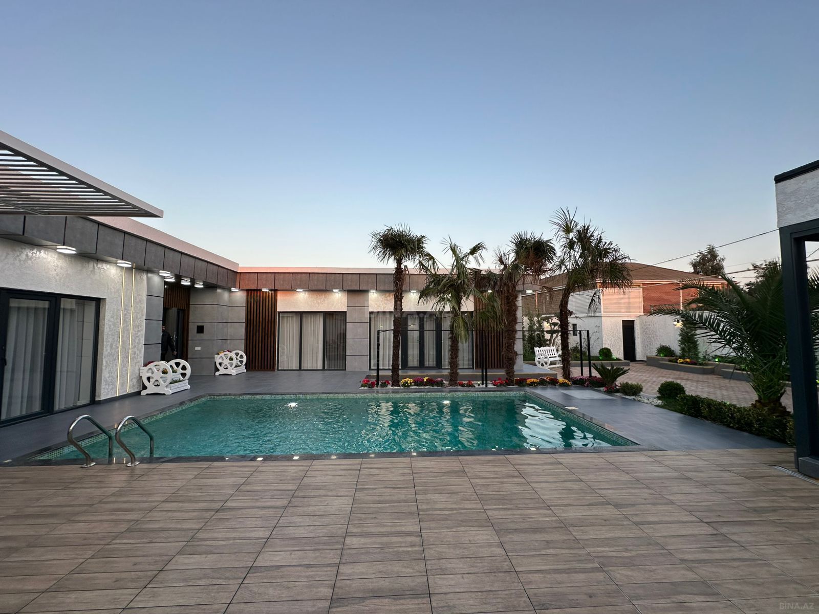 5 otaqlı həyət evi/bağ evi - Mərdəkan q. - 200 m² (3)
