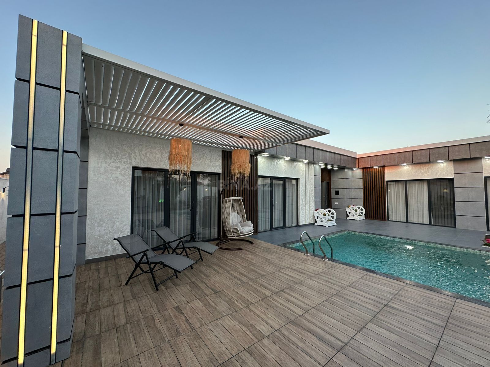 5 otaqlı həyət evi/bağ evi - Mərdəkan q. - 200 m² (1)