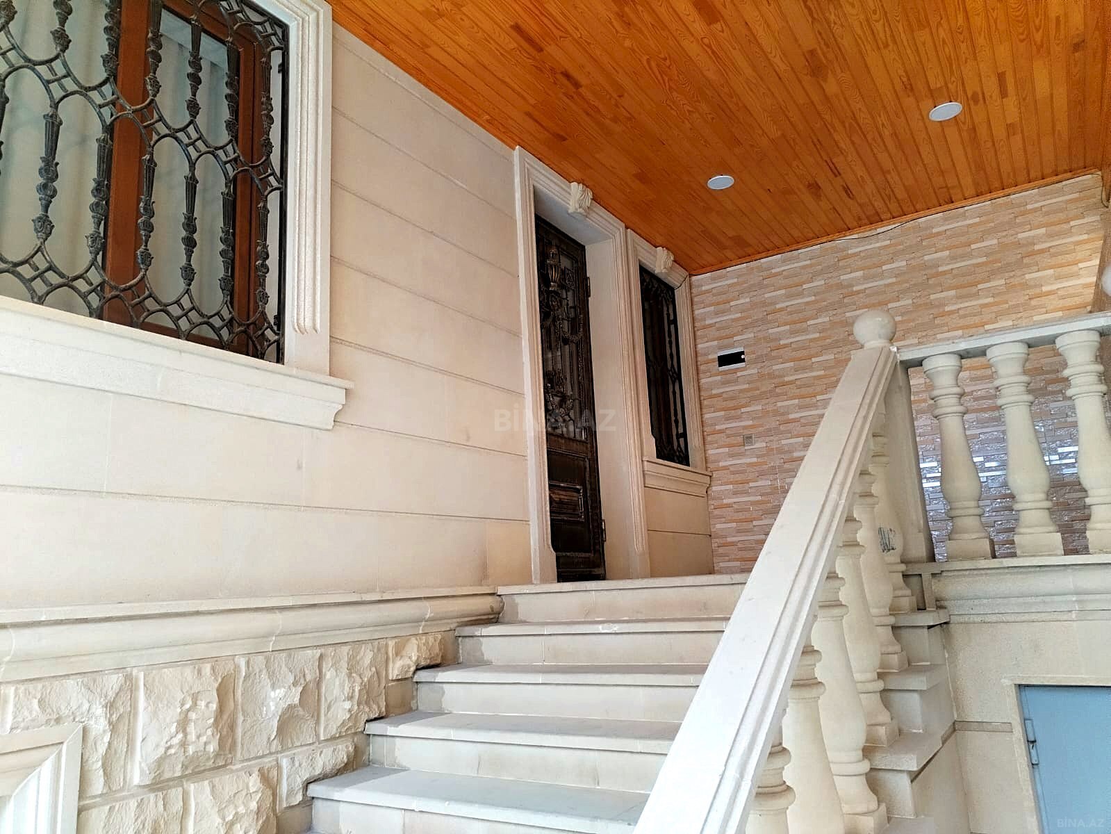 5 otaqlı həyət evi/bağ evi - Bakıxanov q. - 250 m² (23)