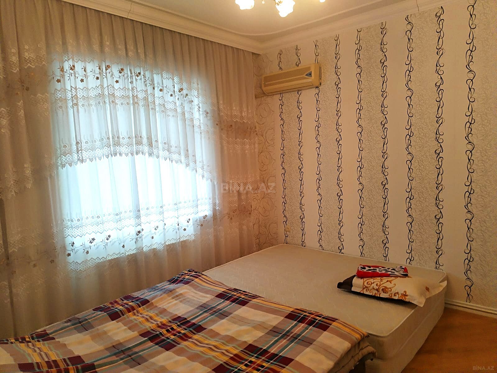 5 otaqlı həyət evi/bağ evi - Bakıxanov q. - 250 m² (13)