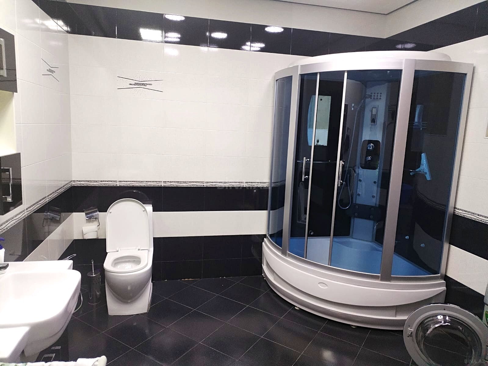 5 otaqlı həyət evi/bağ evi - Bakıxanov q. - 250 m² (19)