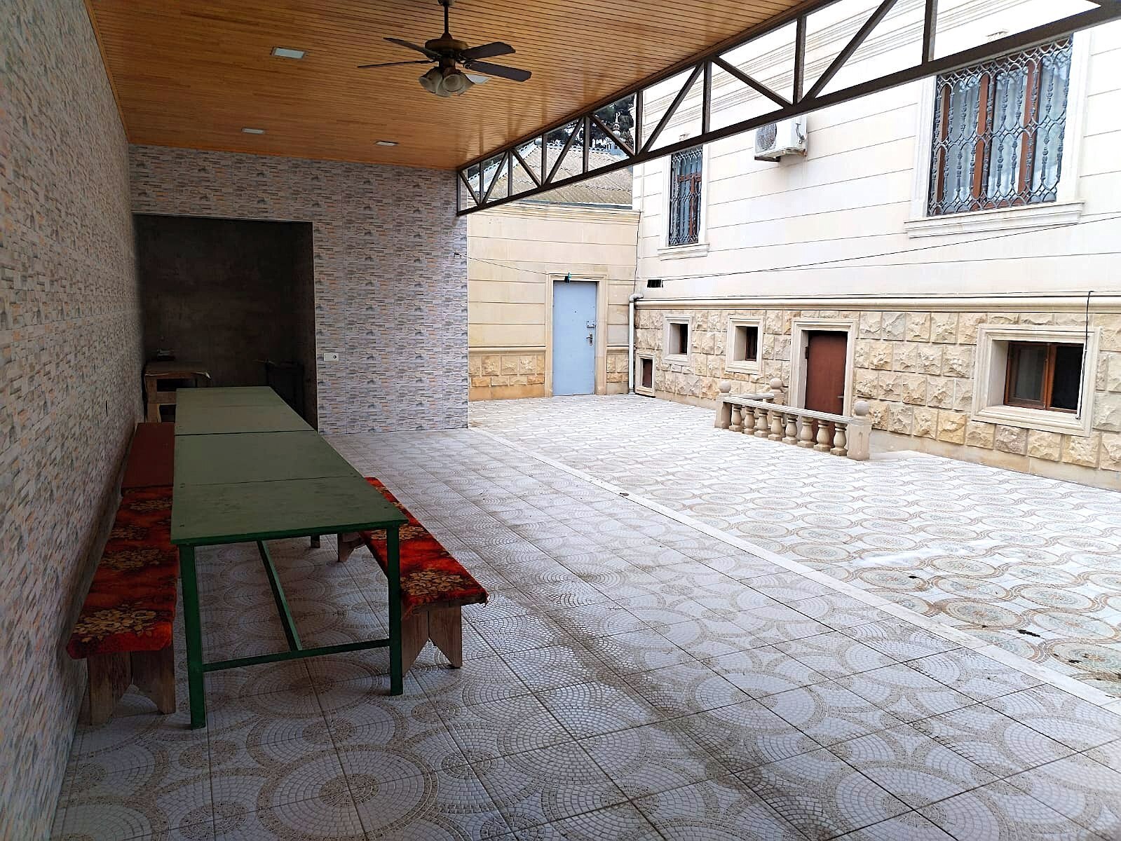 5 otaqlı həyət evi/bağ evi - Bakıxanov q. - 250 m² (5)