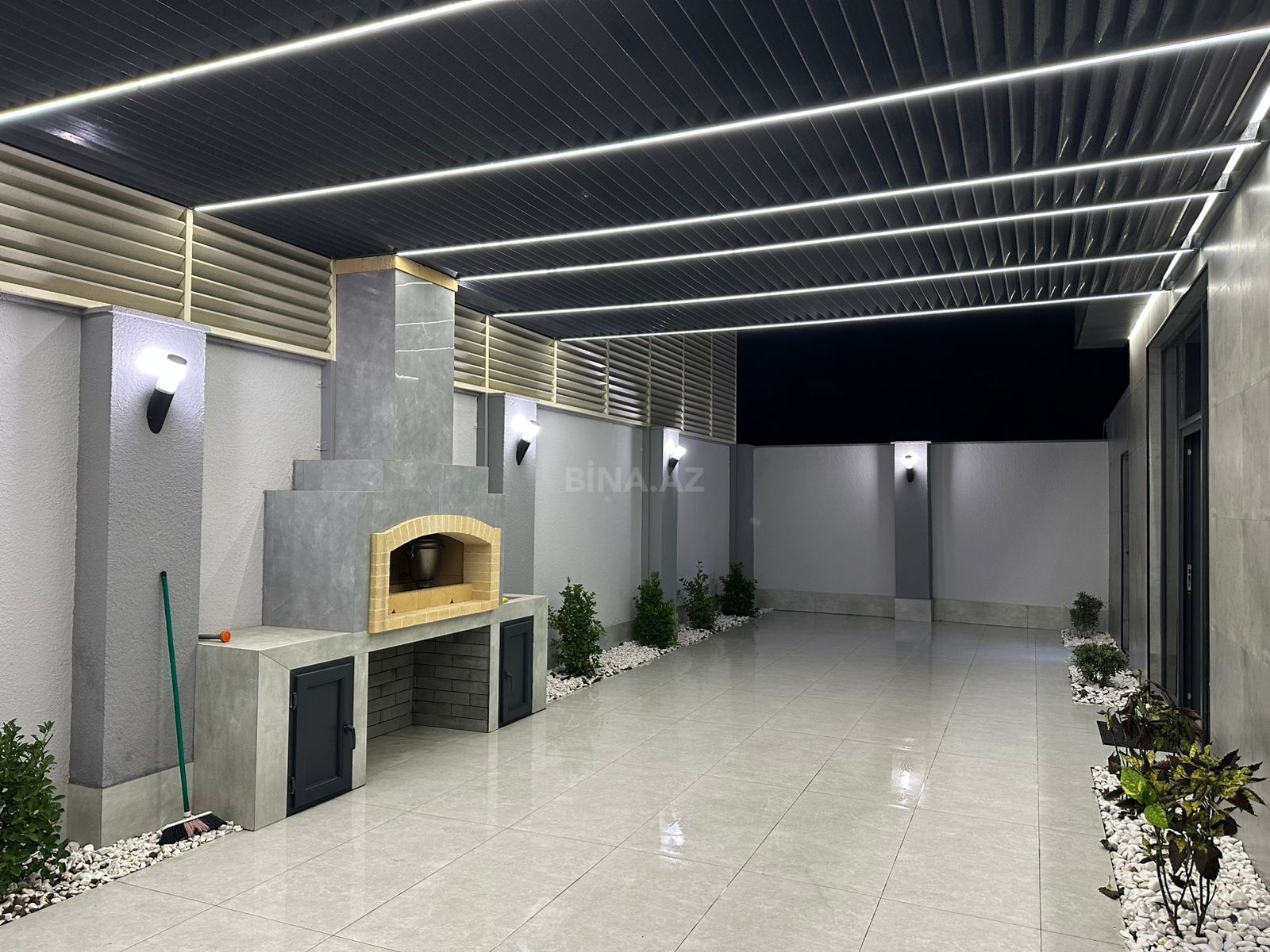 4 otaqlı həyət evi/bağ evi - Şüvəlan q. - 230 m² (4)