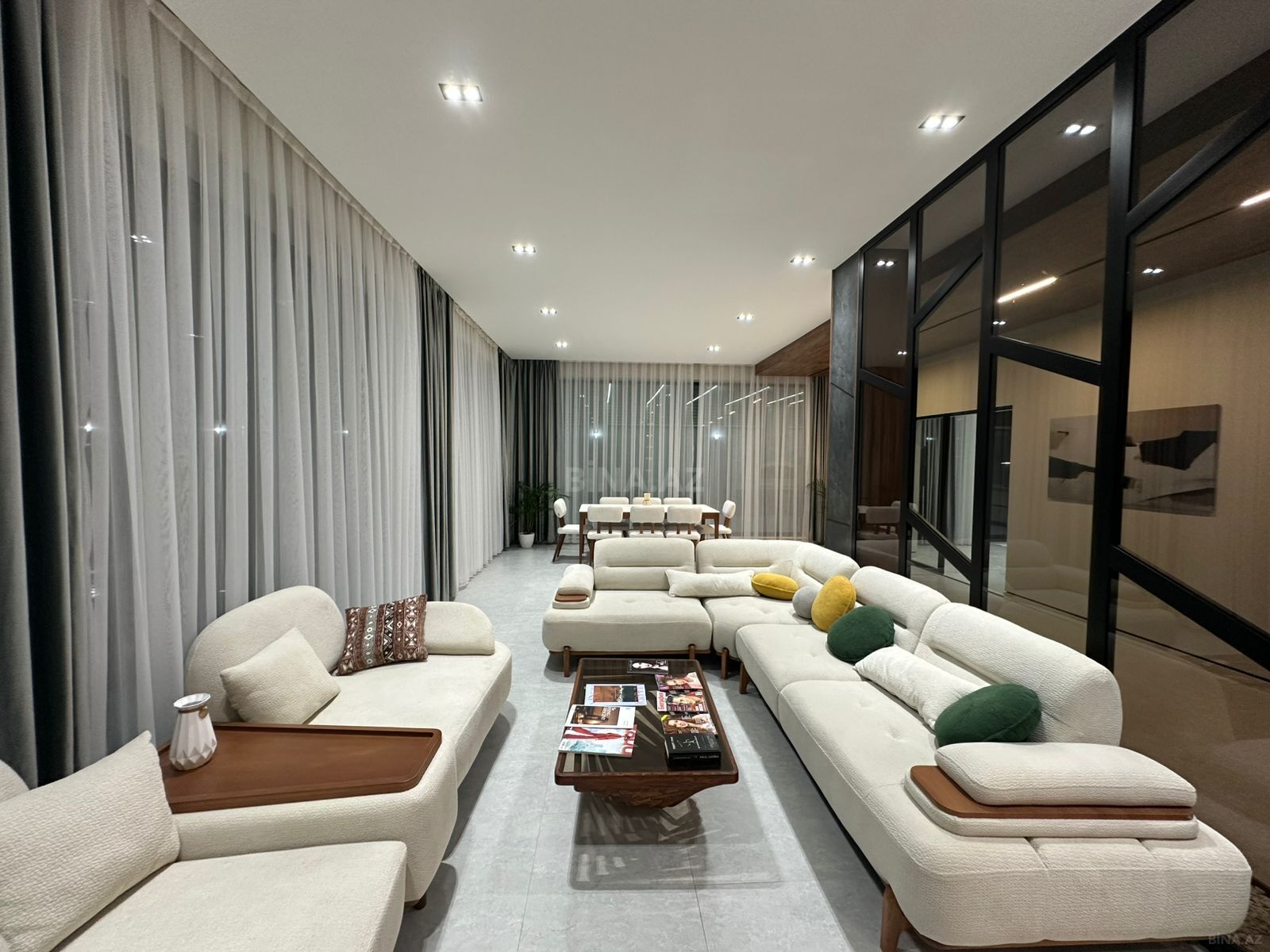 4 otaqlı həyət evi/bağ evi - Şüvəlan q. - 230 m² (16)