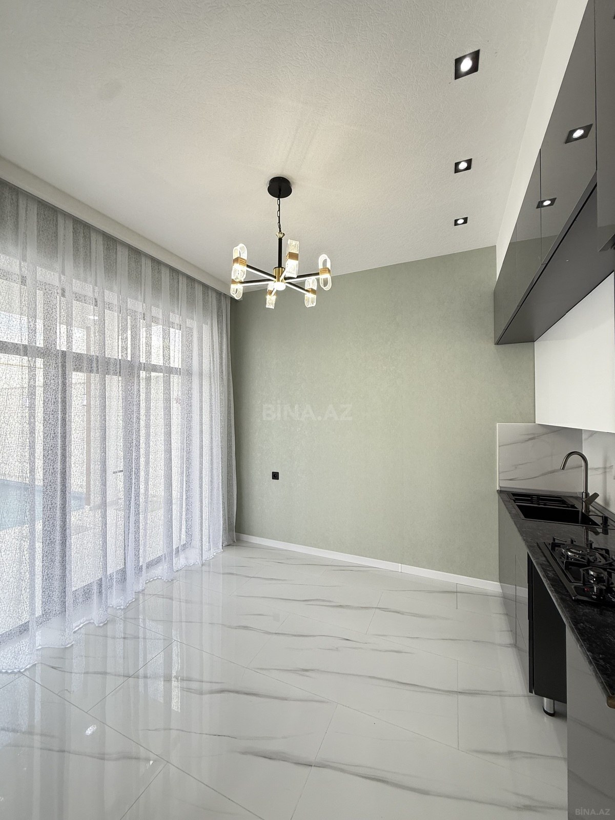 4 otaqlı həyət evi/bağ evi - Şüvəlan q. - 130 m² (17)