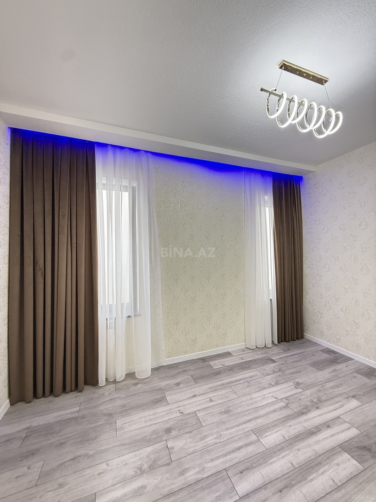 4 otaqlı həyət evi/bağ evi - Şüvəlan q. - 130 m² (22)
