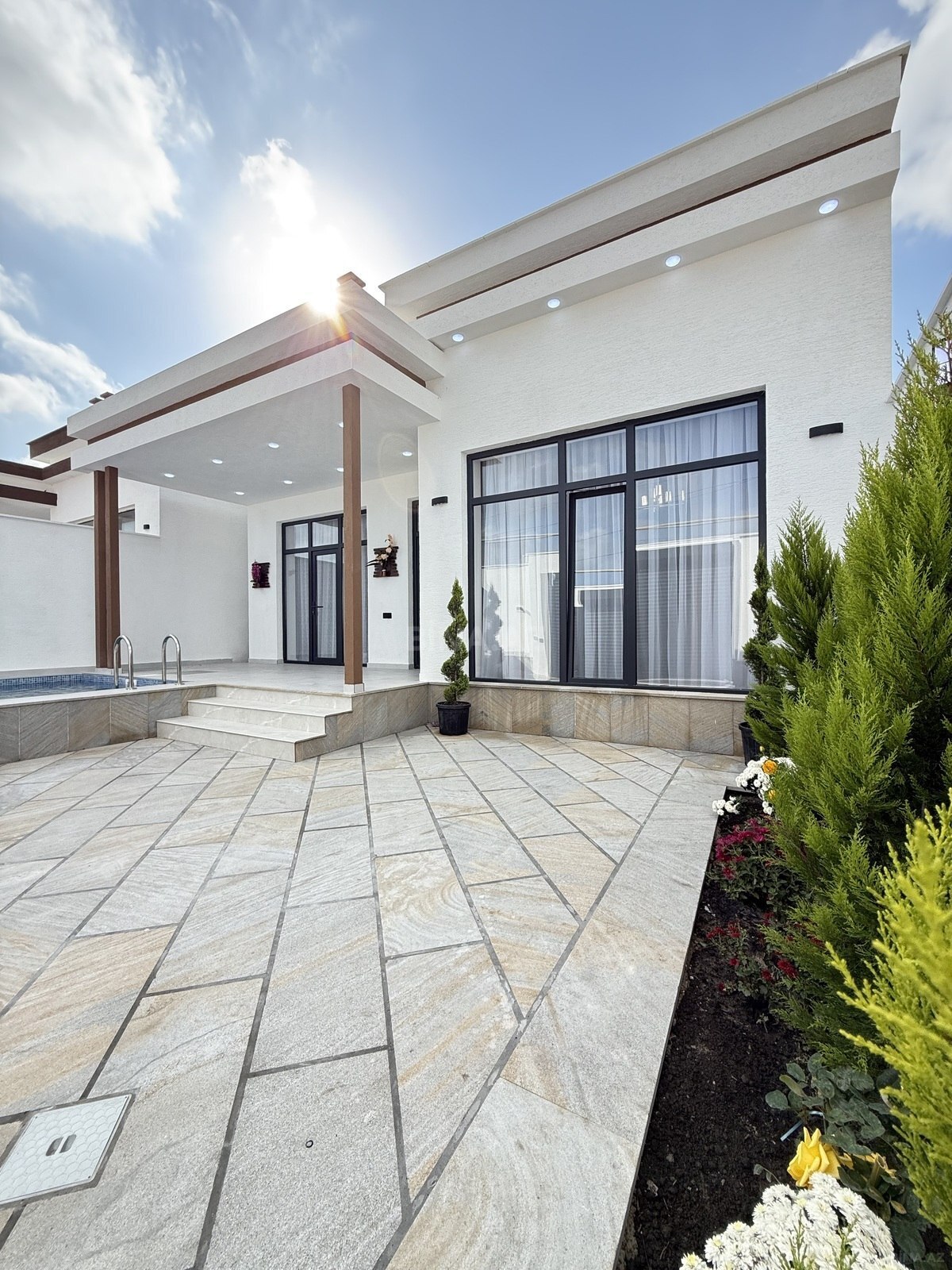 4 otaqlı həyət evi/bağ evi - Şüvəlan q. - 130 m² (3)