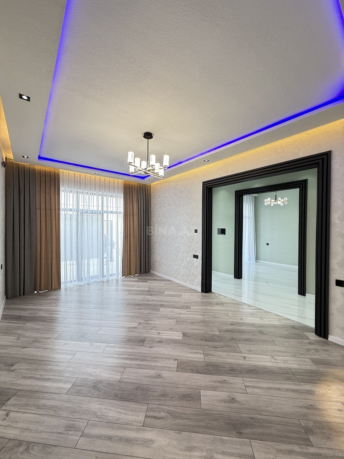 4 otaqlı həyət evi/bağ evi - Şüvəlan q. - 130 m² (13)