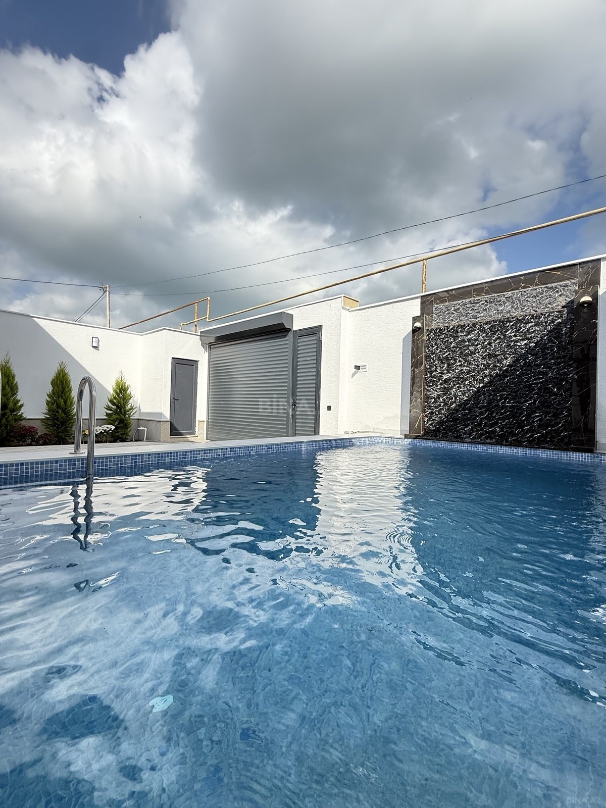 4 otaqlı həyət evi/bağ evi - Şüvəlan q. - 130 m² (6)