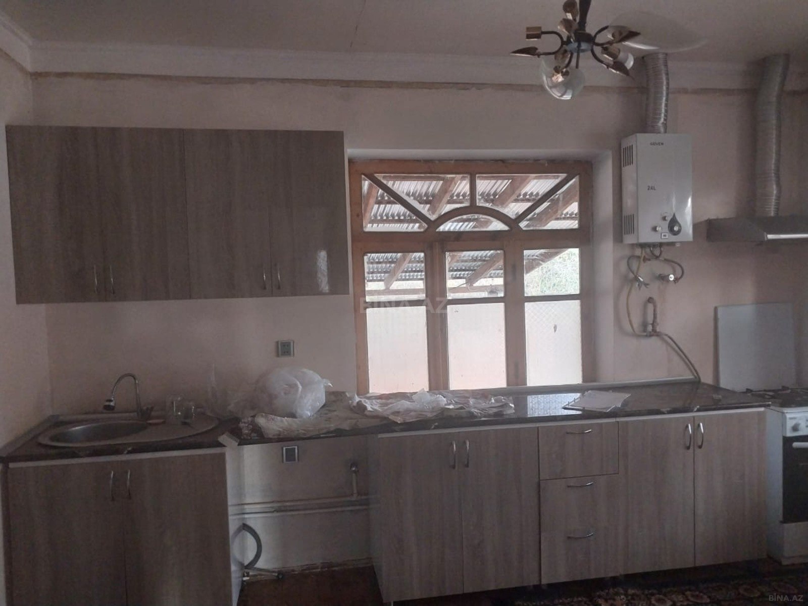 3 otaqlı həyət evi/bağ evi - Qax - 200 m² (3)