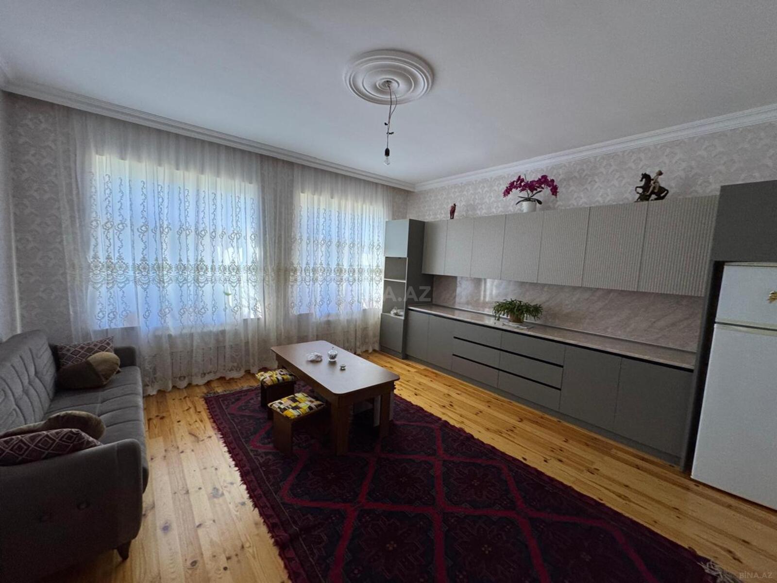 4 otaqlı həyət evi/bağ evi - Qusar - 240 m² (5)