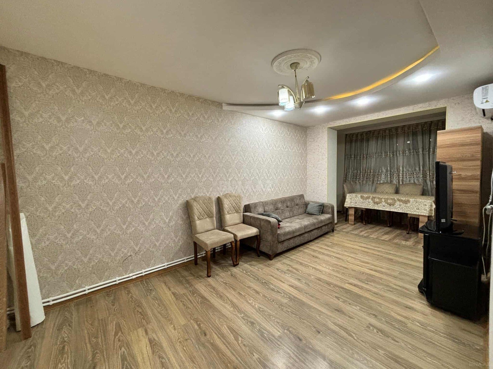 3 otaqlı köhnə tikili - Əmircan q. - 65 m² (1)