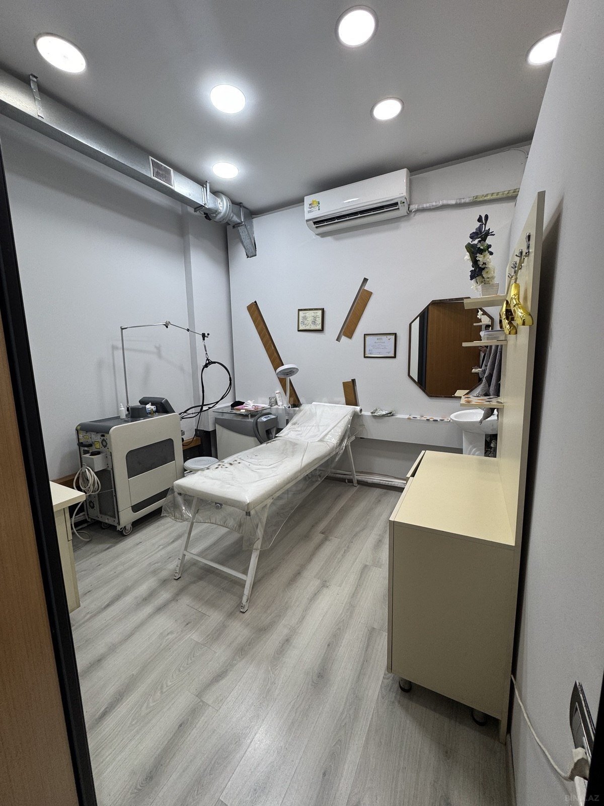 Obyekt - Elmlər Akademiyası m. - 505 m² (7)