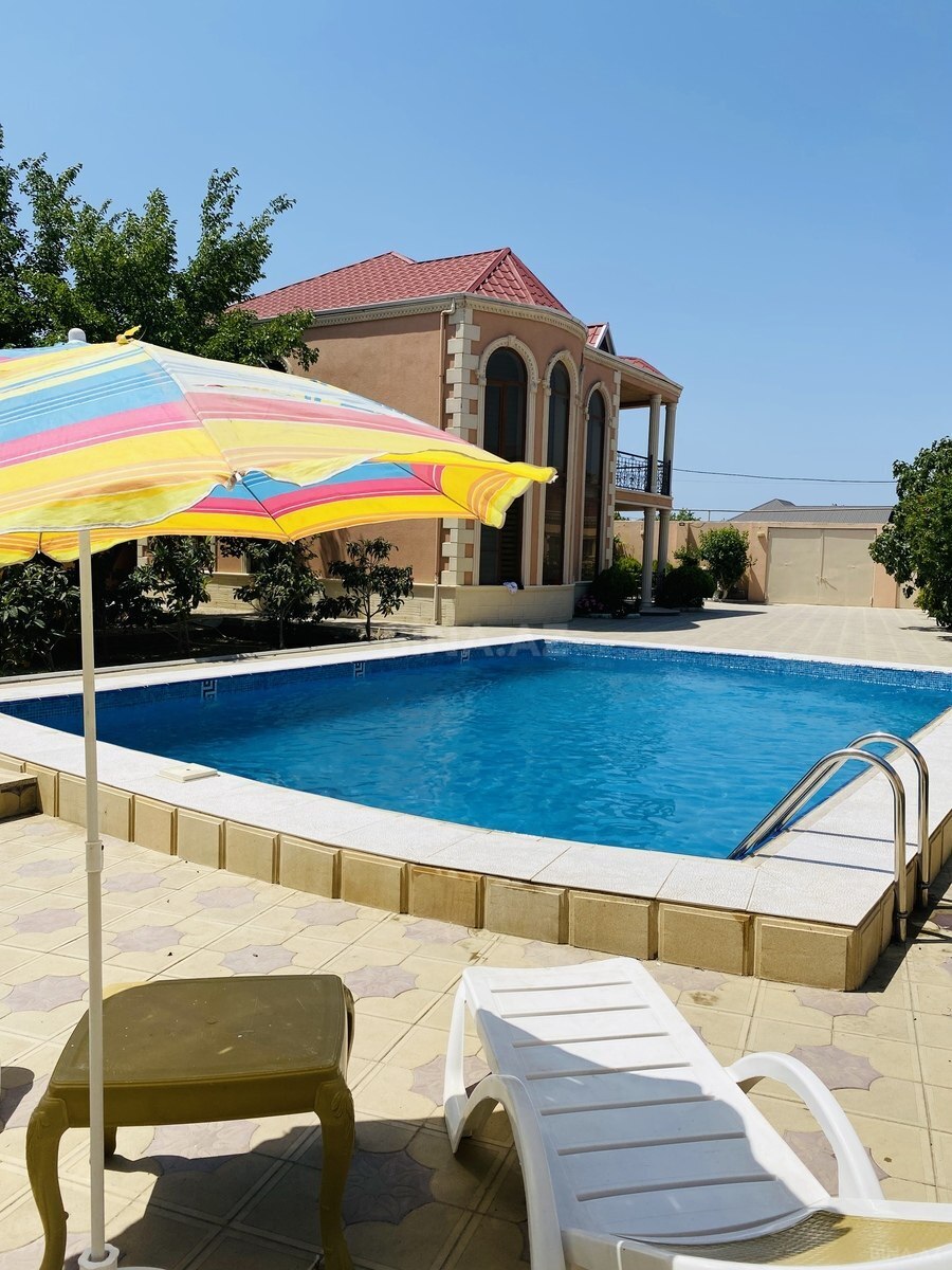 5 otaqlı həyət evi/bağ evi - Mərdəkan q. - 350 m² (3)