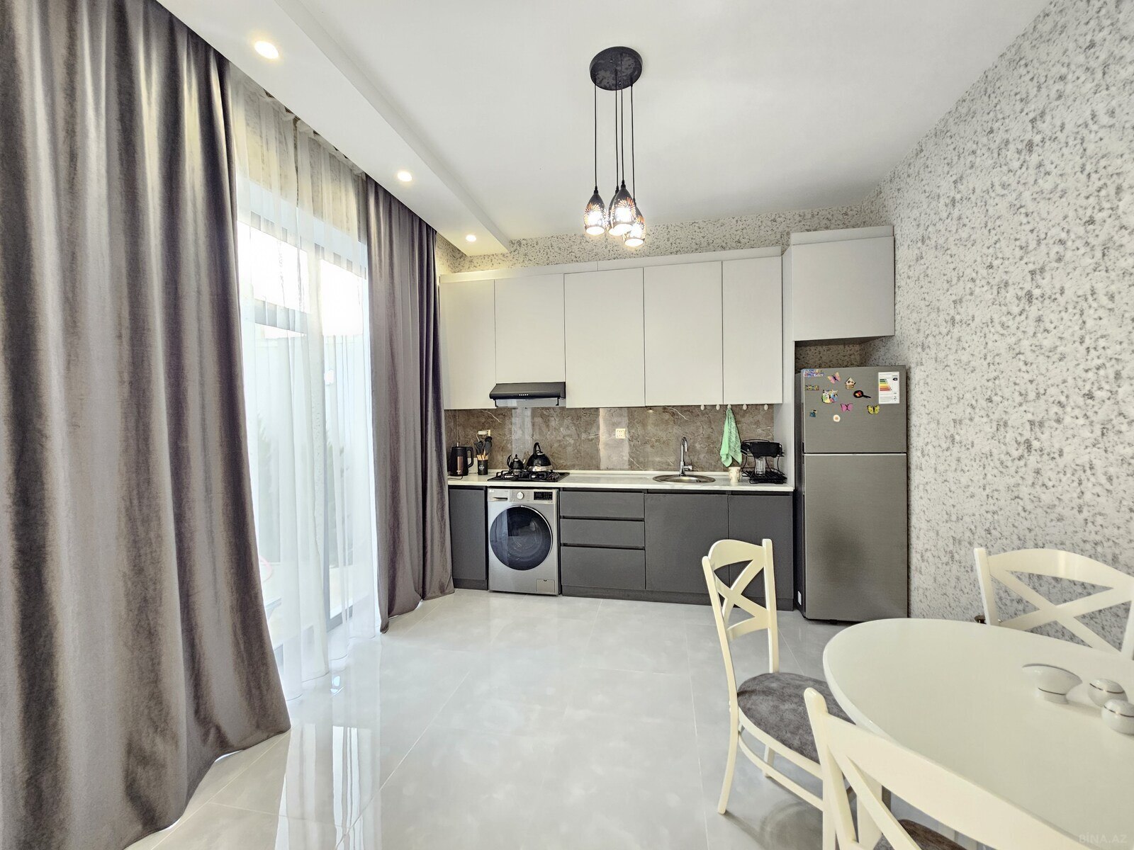 4 otaqlı həyət evi/bağ evi - Şüvəlan q. - 150 m² (25)