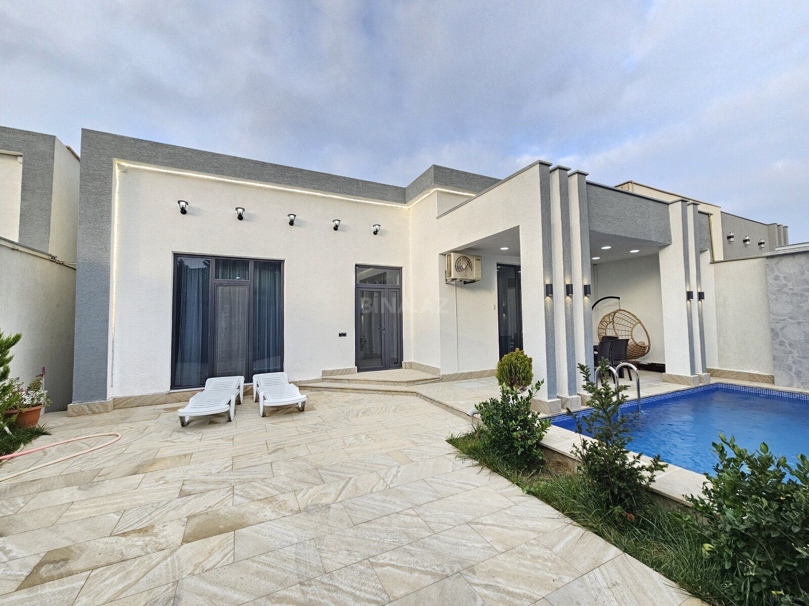 4 otaqlı həyət evi/bağ evi - Şüvəlan q. - 150 m² (6)
