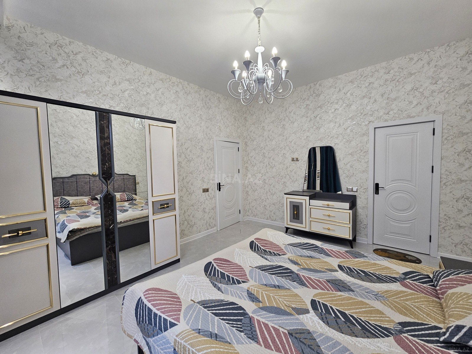 4 otaqlı həyət evi/bağ evi - Şüvəlan q. - 150 m² (13)