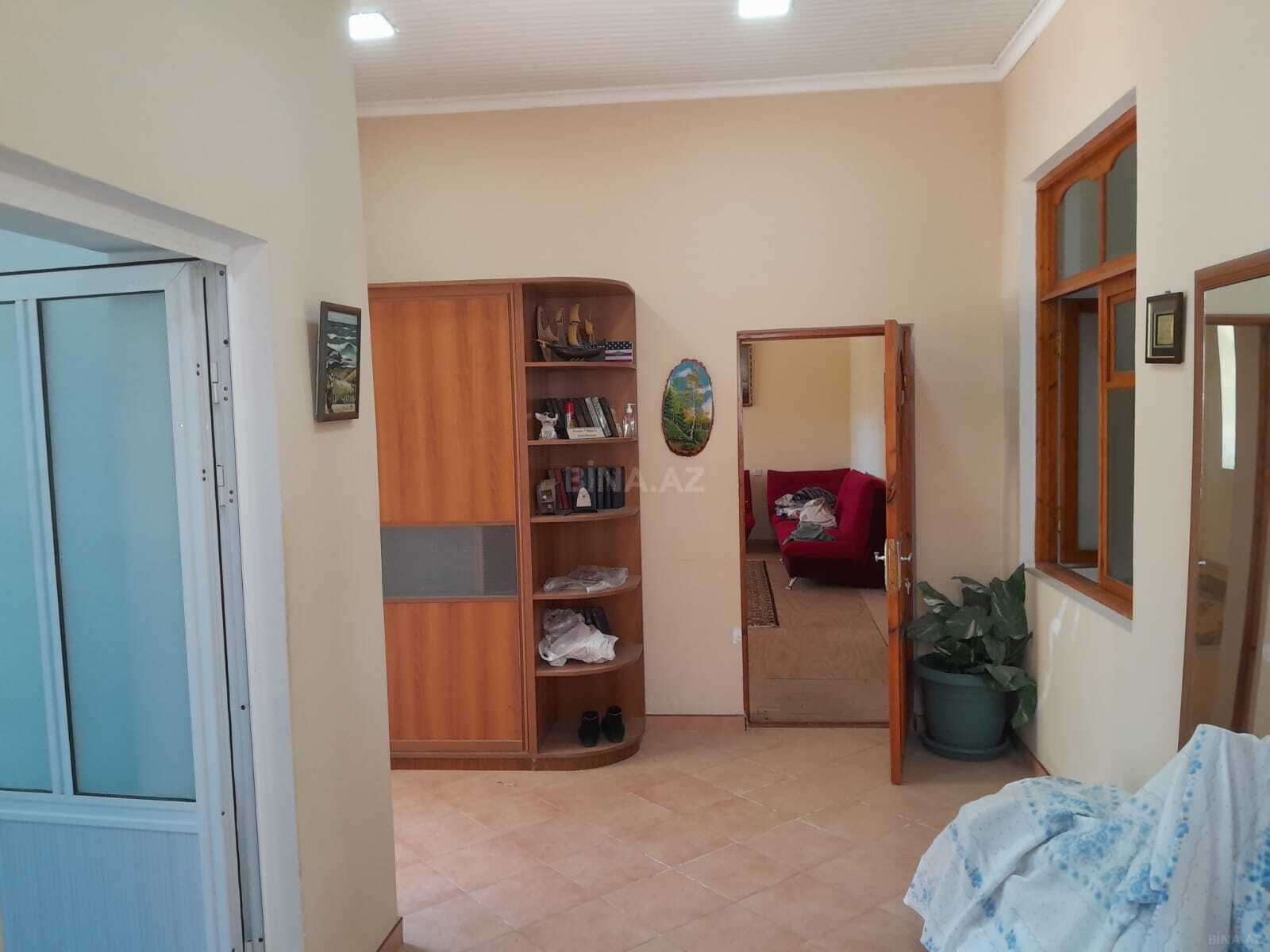 4 otaqlı həyət evi/bağ evi - Şüvəlan q. - 155 m² (8)
