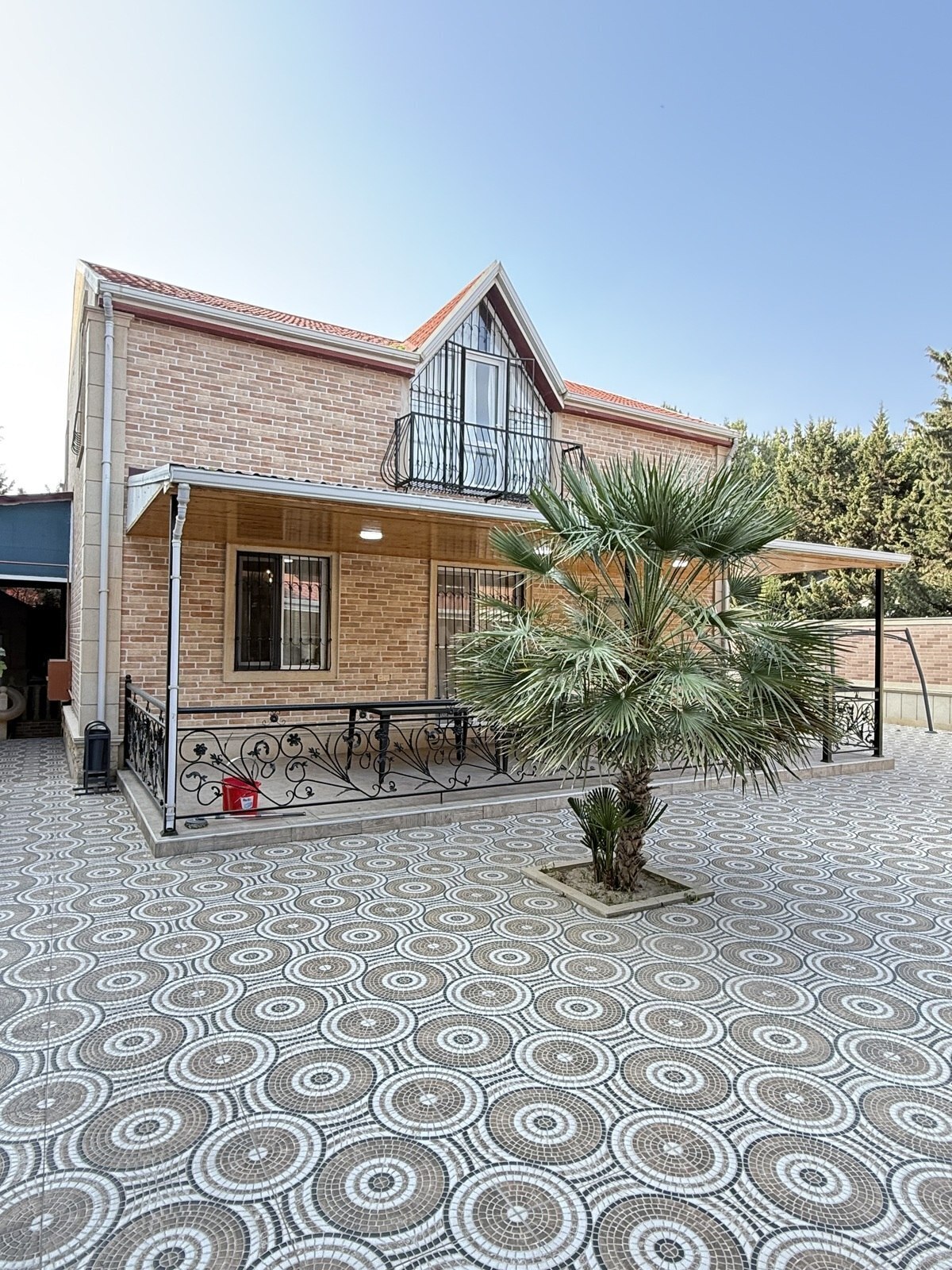 4 otaqlı həyət evi/bağ evi - Mərdəkan q. - 180 m² (1)