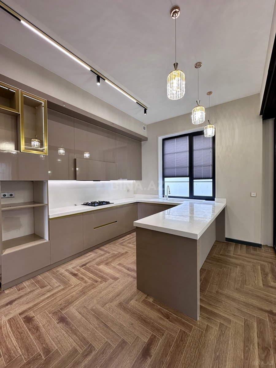 6 otaqlı həyət evi/bağ evi - Mərdəkan q. - 350 m² (8)