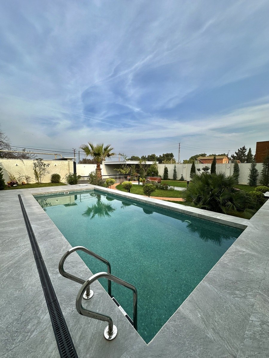 6 otaqlı həyət evi/bağ evi - Mərdəkan q. - 350 m² (3)