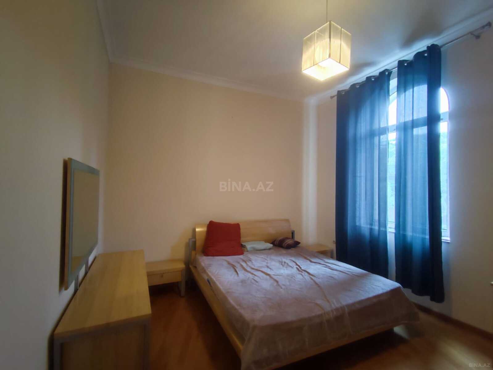 3 otaqlı köhnə tikili - İçəri Şəhər m. - 120 m² (5)