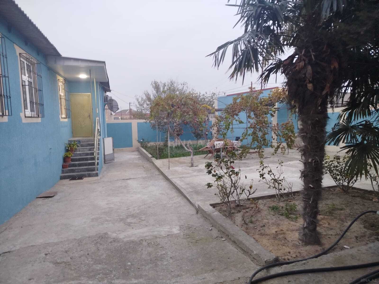 5 otaqlı həyət evi/bağ evi - Kürdəxanı q. - 230 m² (1)