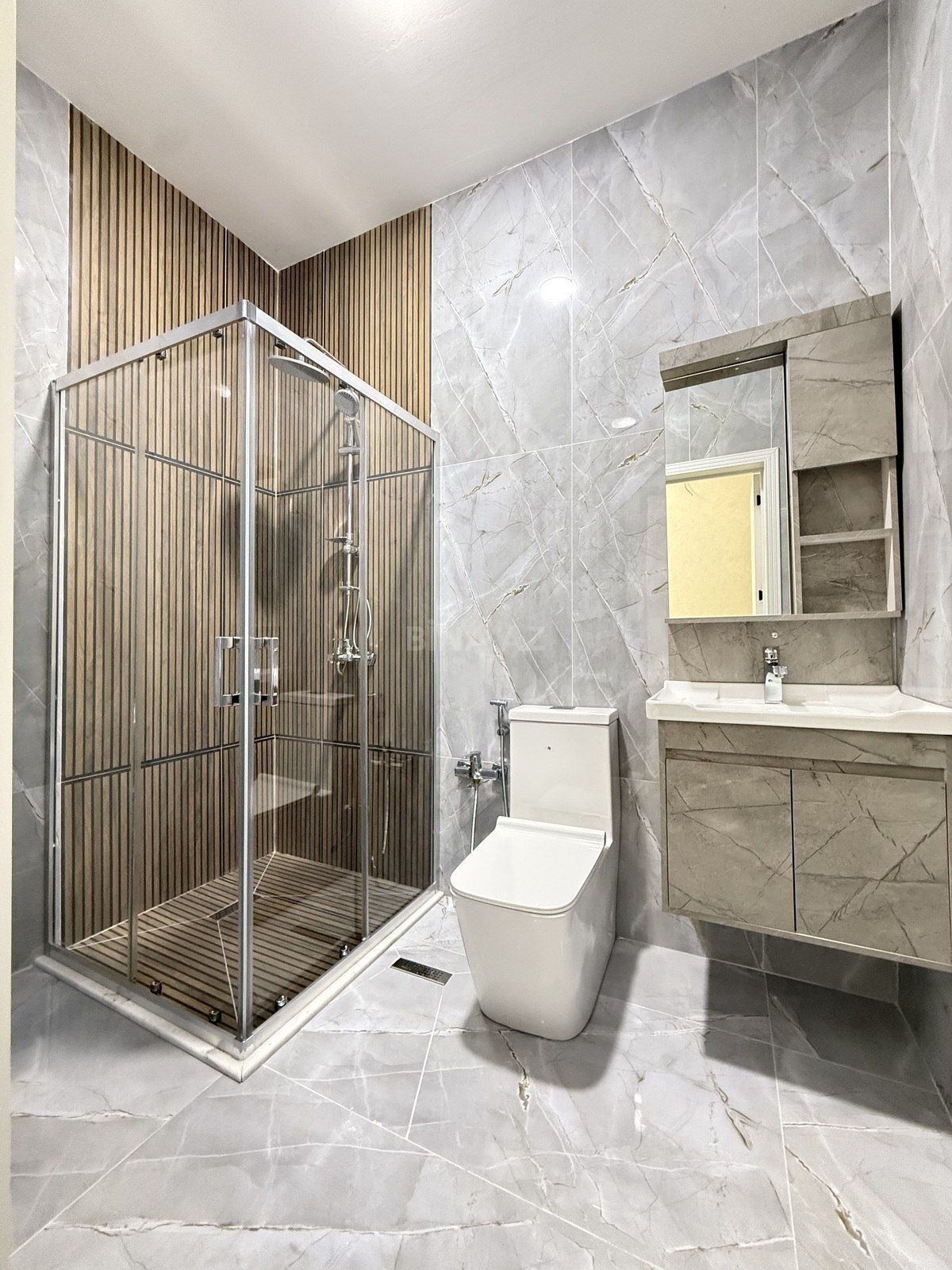 4 otaqlı həyət evi/bağ evi - Mərdəkan q. - 140 m² (18)
