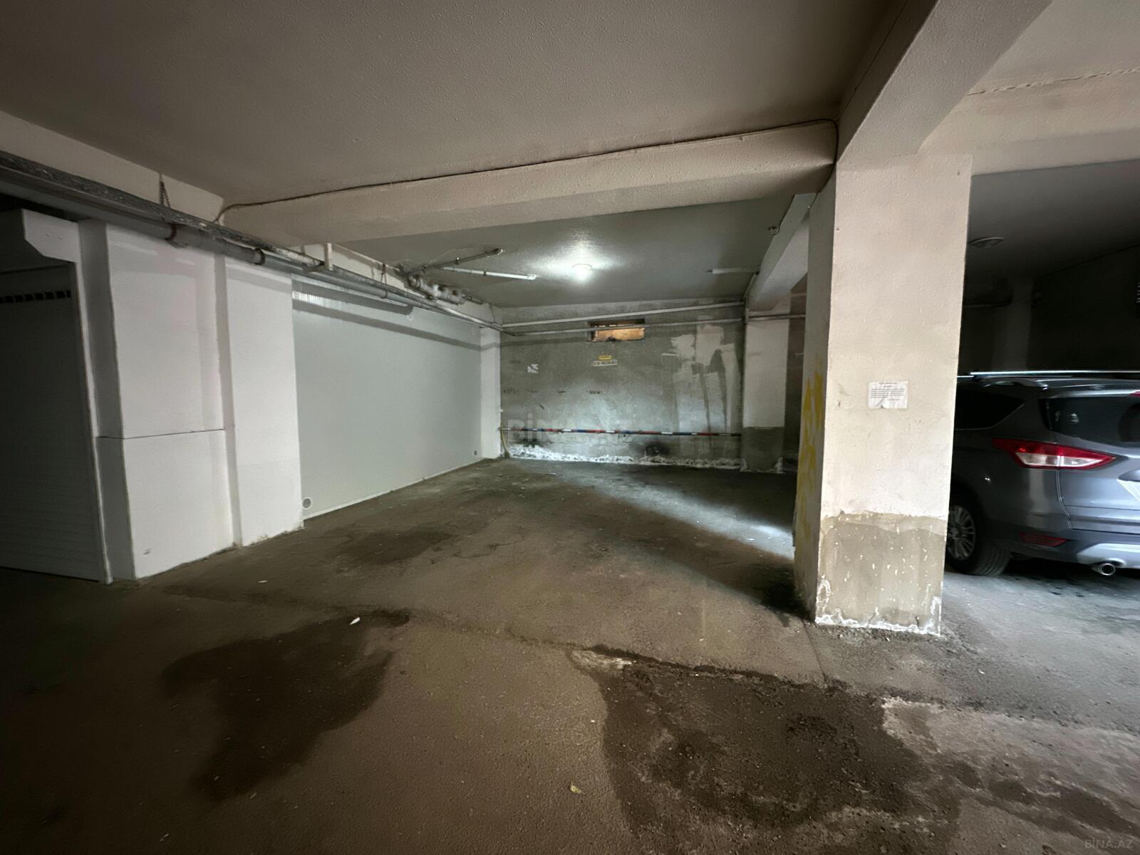Qaraj - Şah İsmayıl Xətai m. - 200 m² (8)