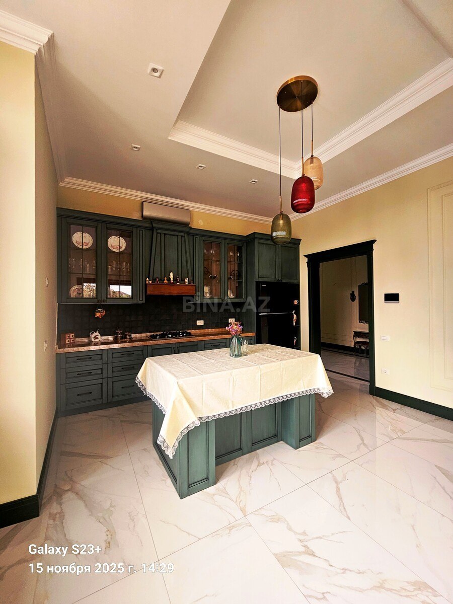 6-комн. дом/дача - пос. Новханы - 400 м² (9)