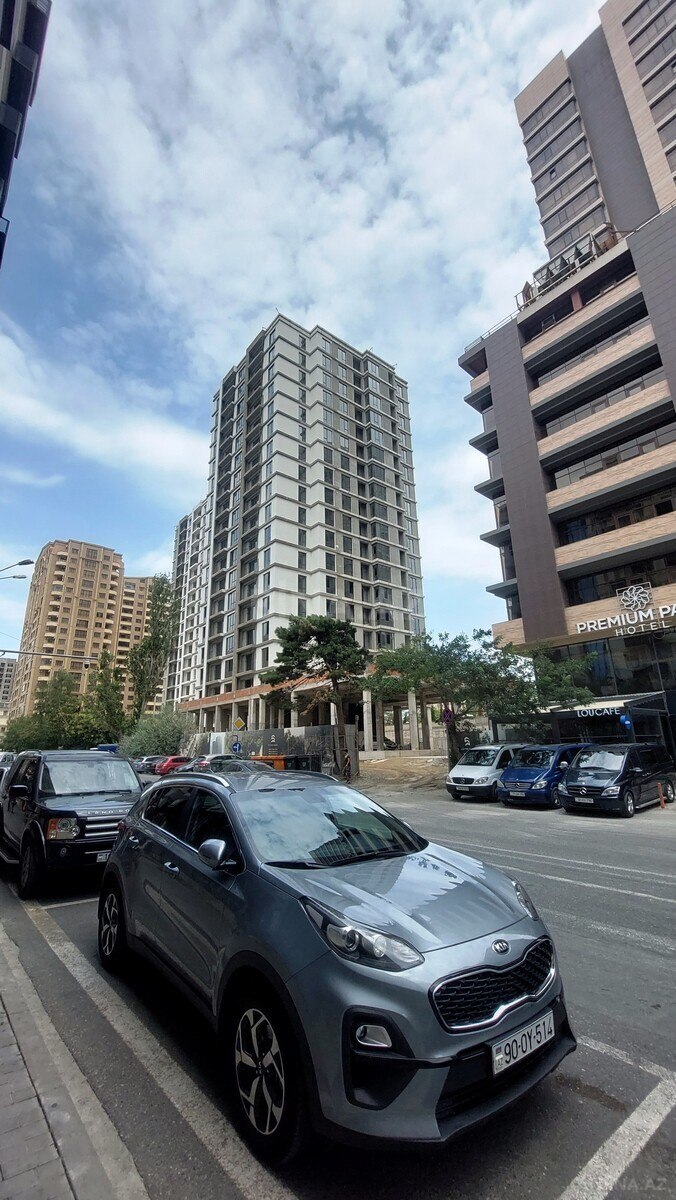 4 otaqlı yeni tikili - 28 May m. - 185 m² (1)