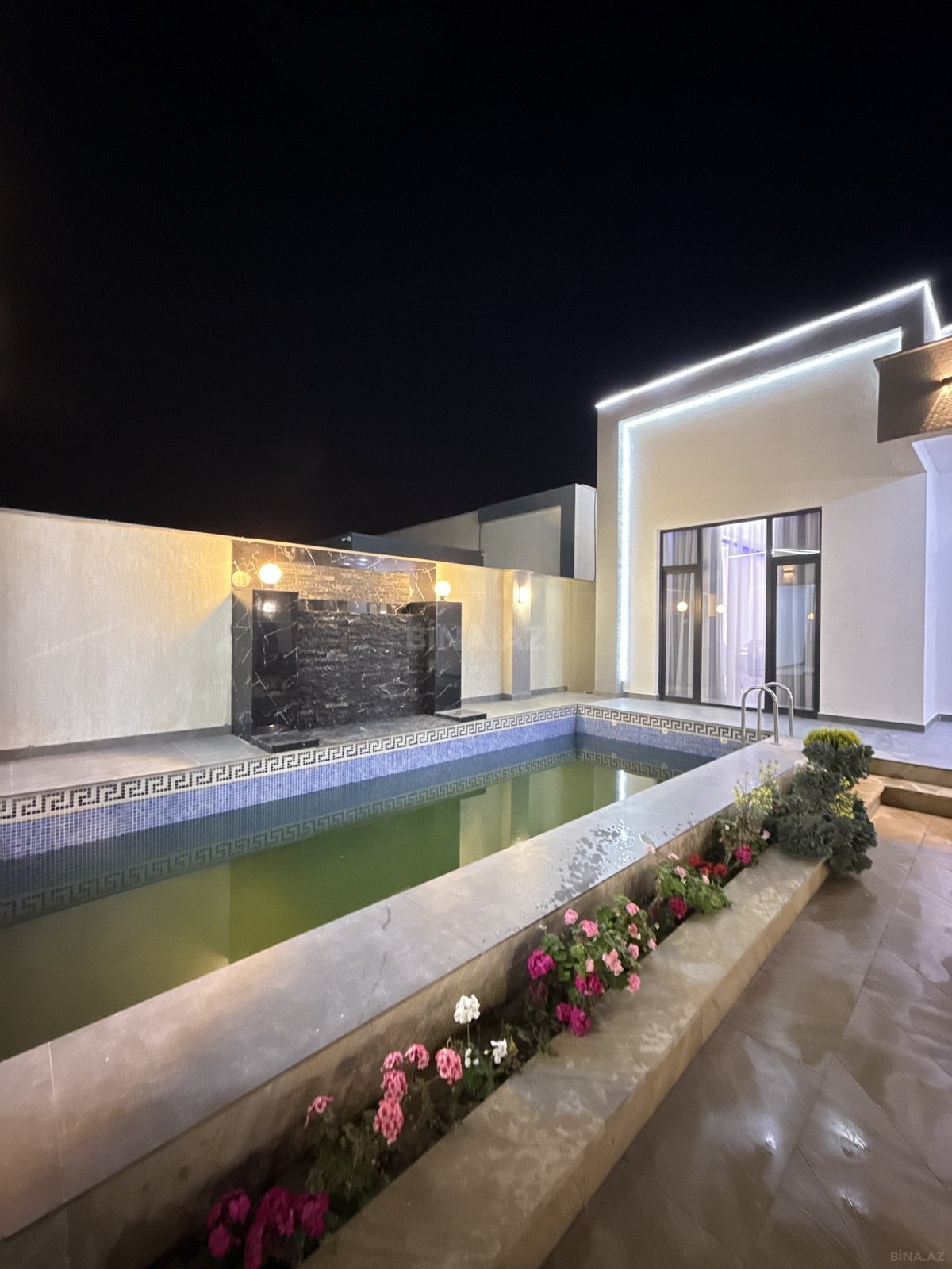 4 otaqlı həyət evi/bağ evi - Şüvəlan q. - 160 m² (6)