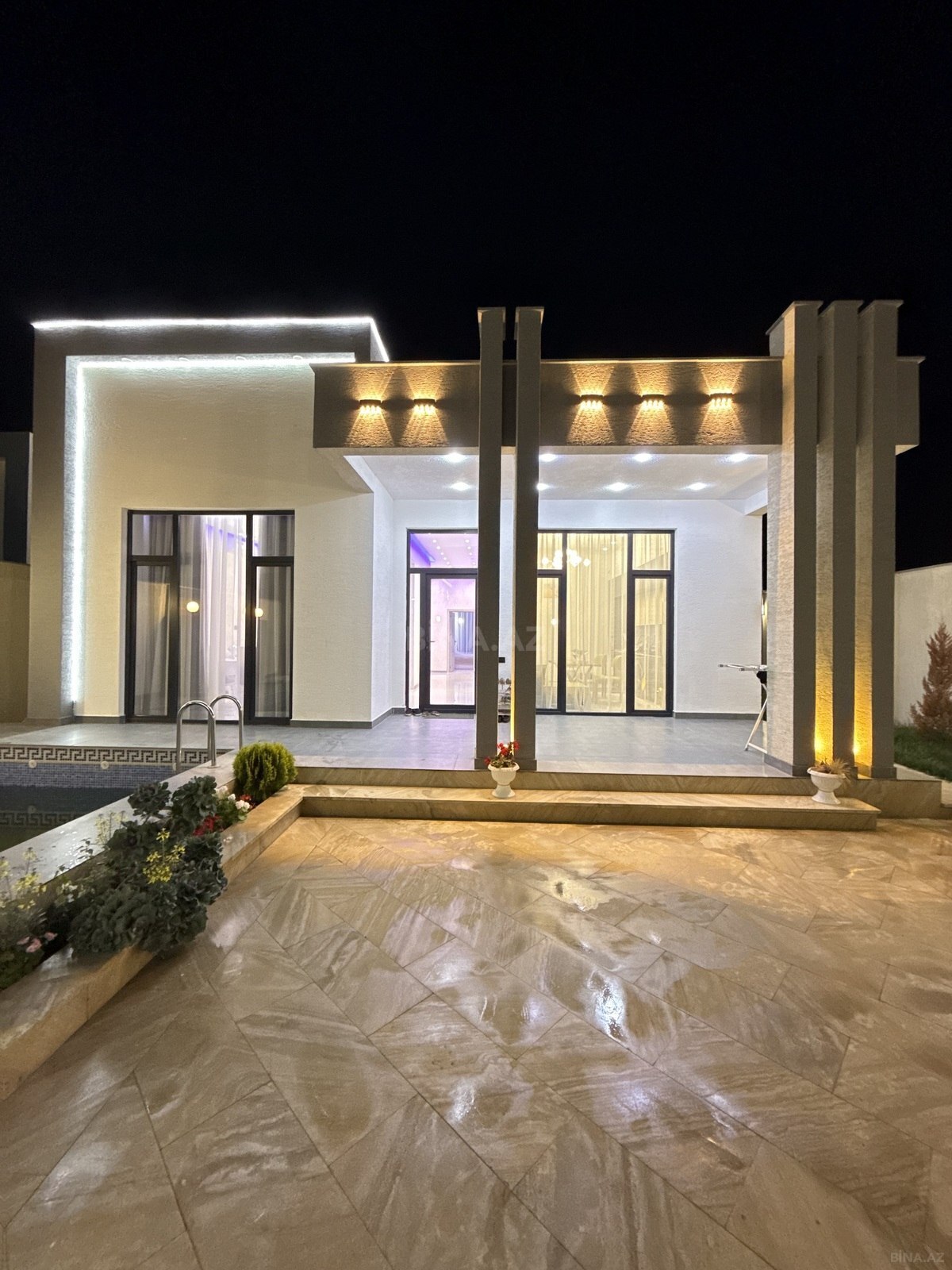 4 otaqlı həyət evi/bağ evi - Şüvəlan q. - 160 m² (13)