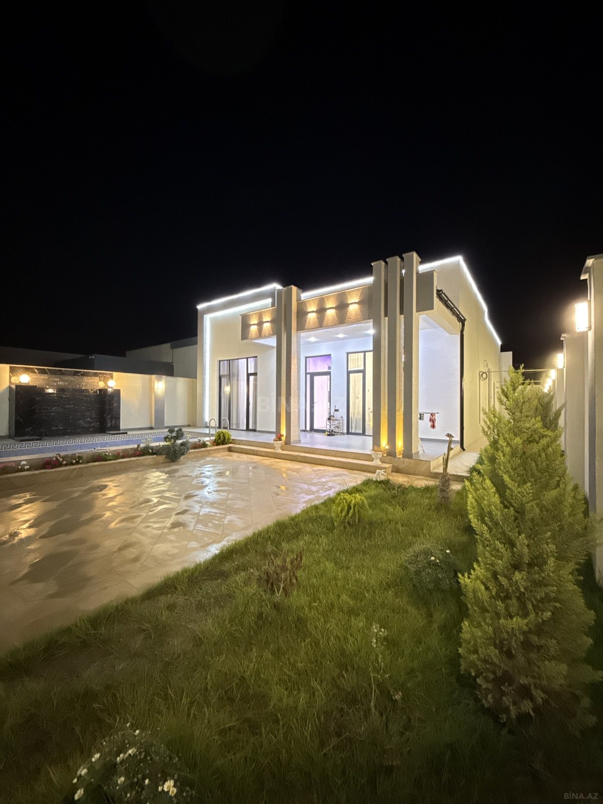 4 otaqlı həyət evi/bağ evi - Şüvəlan q. - 160 m² (1)