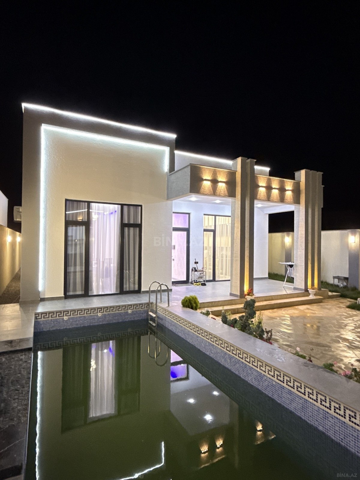 4 otaqlı həyət evi/bağ evi - Şüvəlan q. - 160 m² (5)